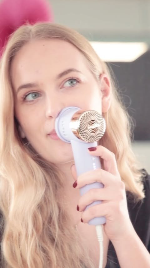 At-home IPL Hair Removal Device I FOREO PEACH™ 2