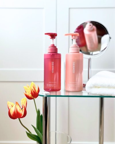 Carousel post from dermed_official.