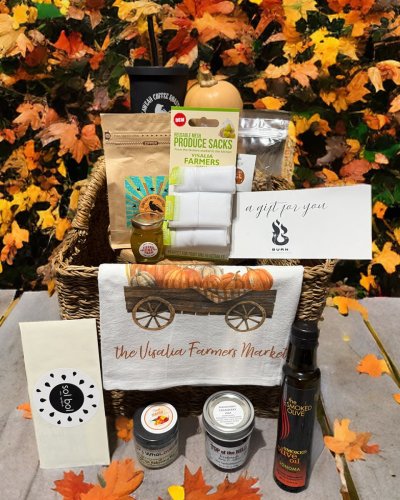 Photo post from visaliafarmersmarket.