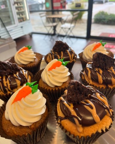 Photo post from smallcakestyler.