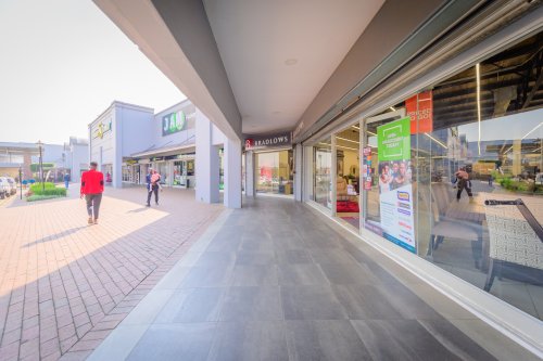 Carousel post from festival_mall.