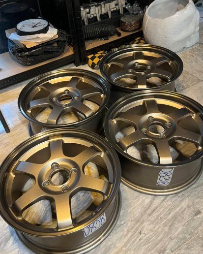 Carousel post from osmrph.