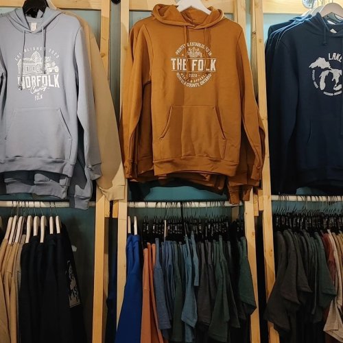 Carousel post from niftygiftynorfolk.