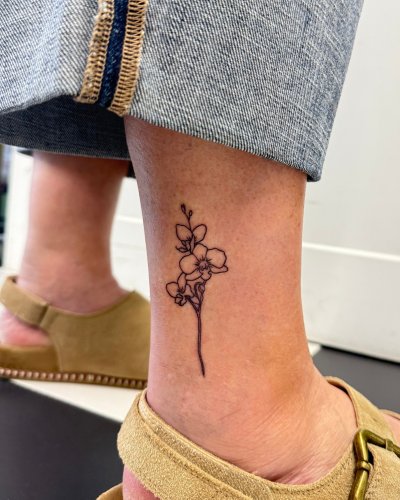 Photo post from lovetattoossandhurst.