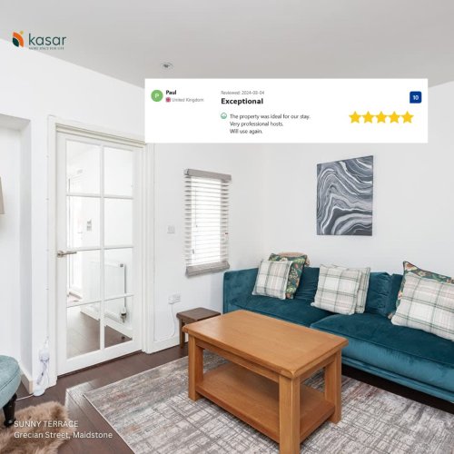 Photo post from kasarstays.