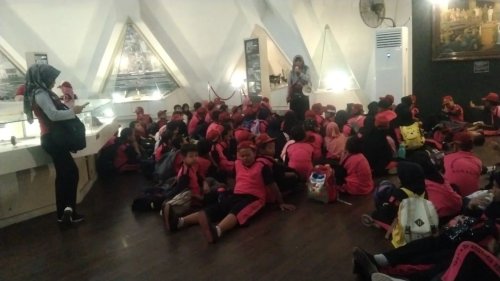 PostPhoto