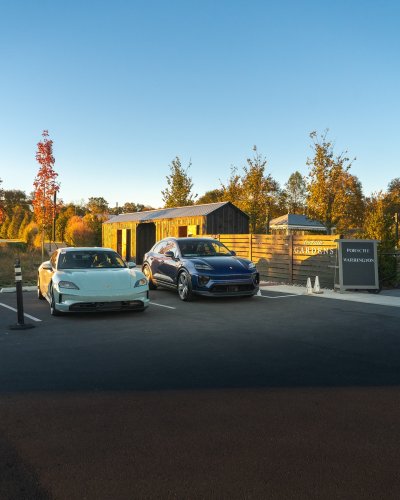 Carousel post from porschewarrington.