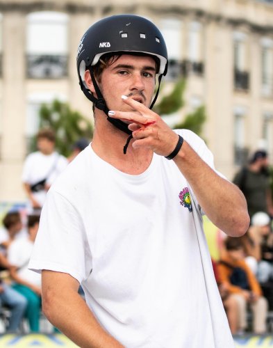 Carousel post from nkdscooters.