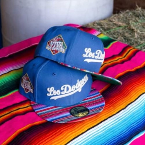 Carousel post from exclusive.fitted.