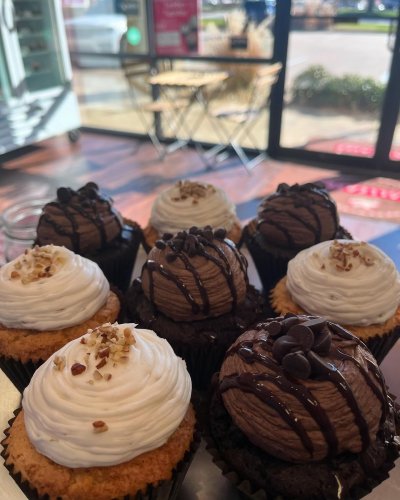 Photo post from smallcakestyler.