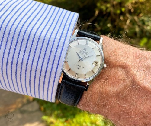 Carousel post from schoenesammleruhren.