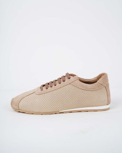 Carousel post from ossoshoes.