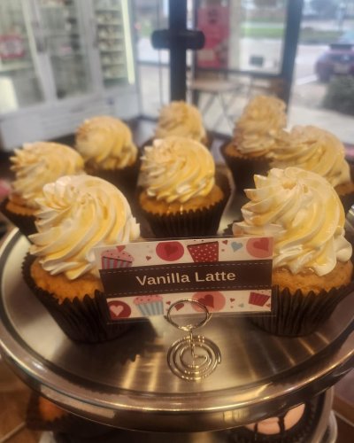 Photo post from smallcakestyler.