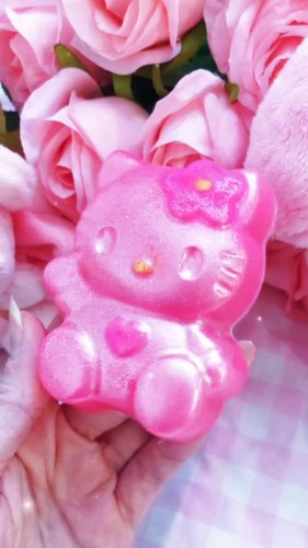 Video post from margaritabloom.