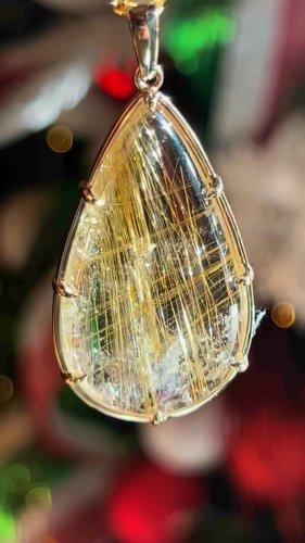 Video post from annelizabethjewelry.