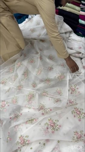 Video post from akbar_fabrics_.