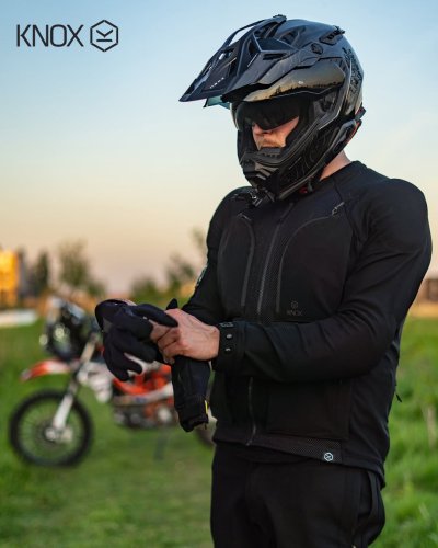 Photo post from motomax.