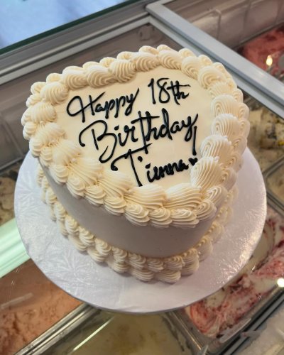 Photo post from smallcakestyler.