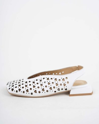 Carousel post from ossoshoes.