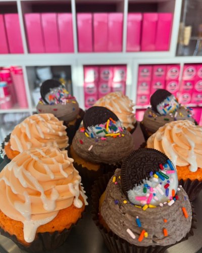 Photo post from smallcakestyler.