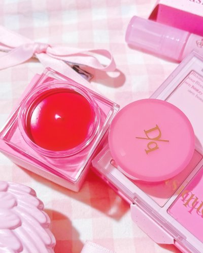 Carousel post from margaritabloom.