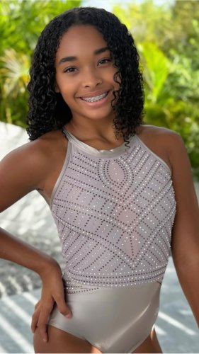 Video post from darcyleotards.