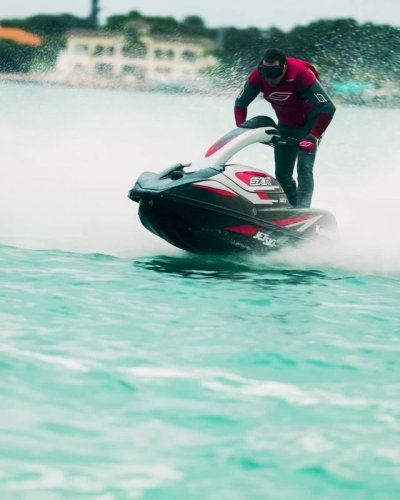 Video post from bertsmegamall.