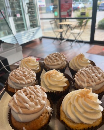 Photo post from smallcakestyler.