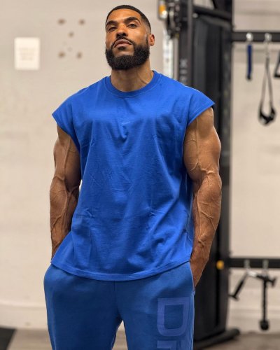 Carousel post from ph_gains.