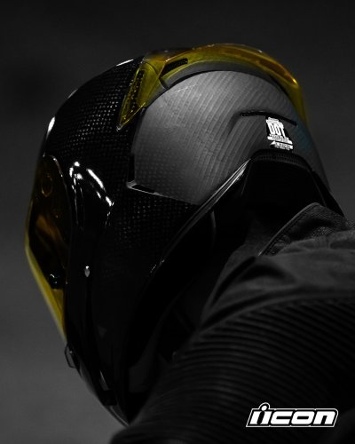 Photo post from motomax.