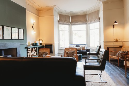 Carousel post from hotelvaratruro.