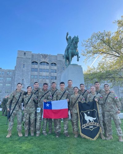 Carousel post from escuelamilitaroficial.