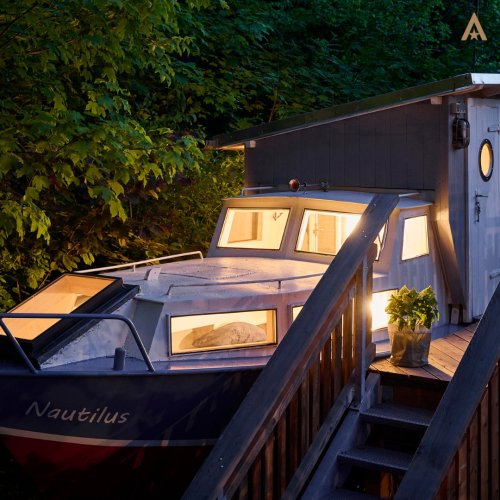 Carousel post from glampings_de.