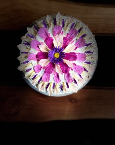 Carousel post from miditreizepontarlier.