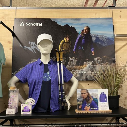 Carousel post from sportshopkarrer.