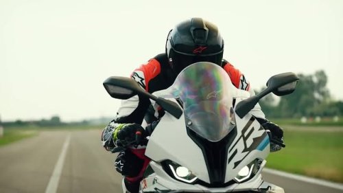 Video post from motomax.