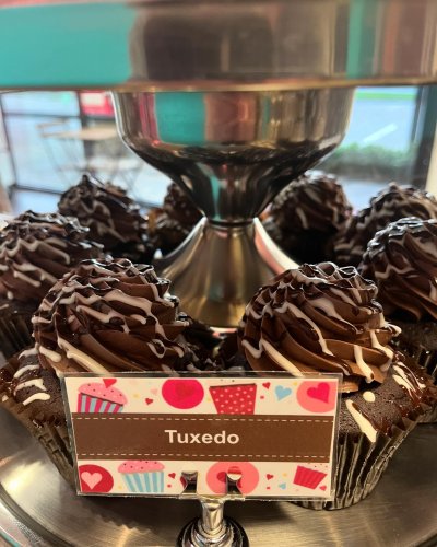 Photo post from smallcakestyler.