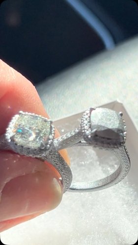 Video post from annelizabethjewelry.