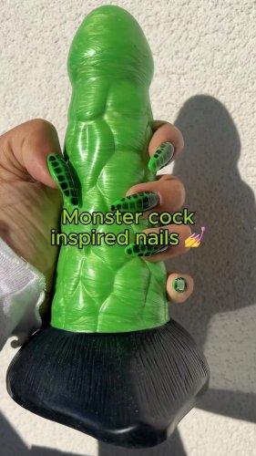Video post from lovehoneyofficial.