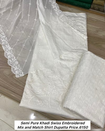 Carousel post from akbar_fabrics_.