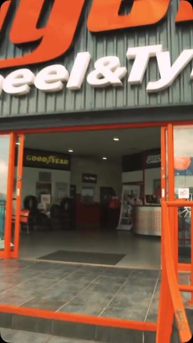 Video post from festival_mall.