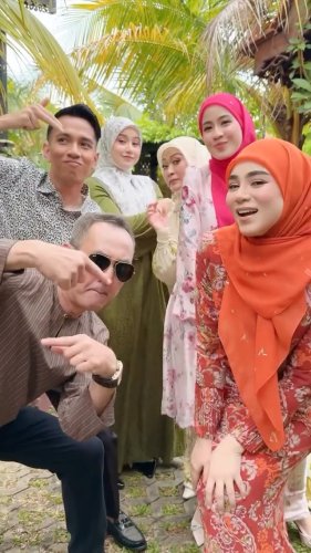 PostPhoto