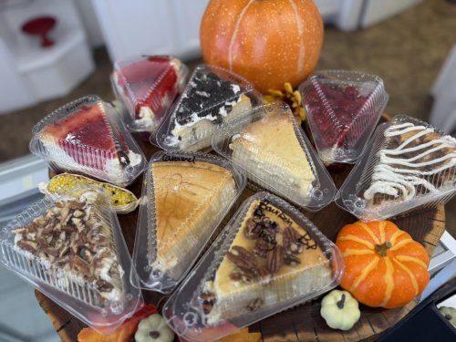 Photo post from marquettescakestudio.