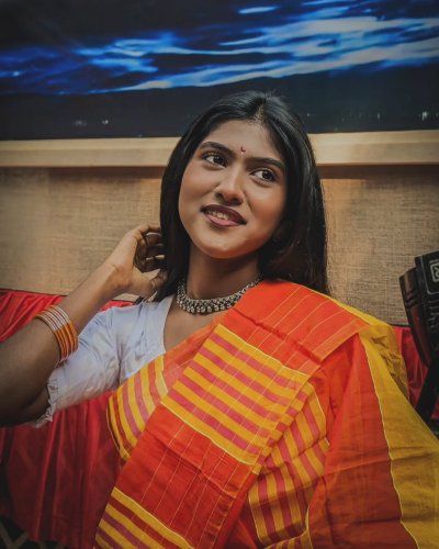 Carousel post from adrita_adri10.