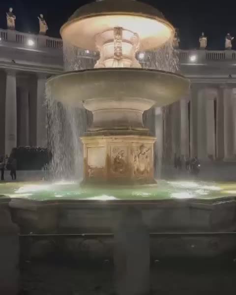 Carousel post from eglisecatho38.