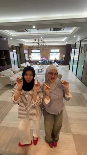 PostPhoto