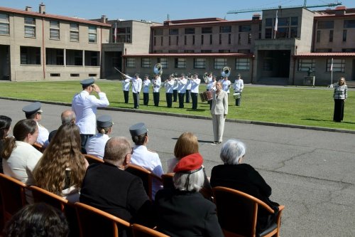 Carousel post from escuelamilitaroficial.