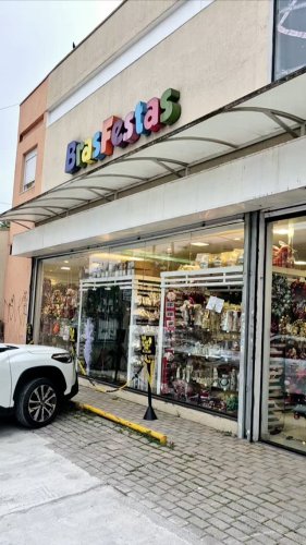 Video post from brasfestas.