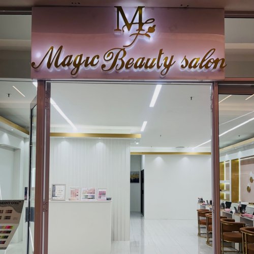 Carousel post from festival_mall.