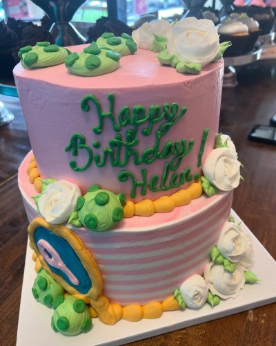 Photo post from smallcakestyler.
